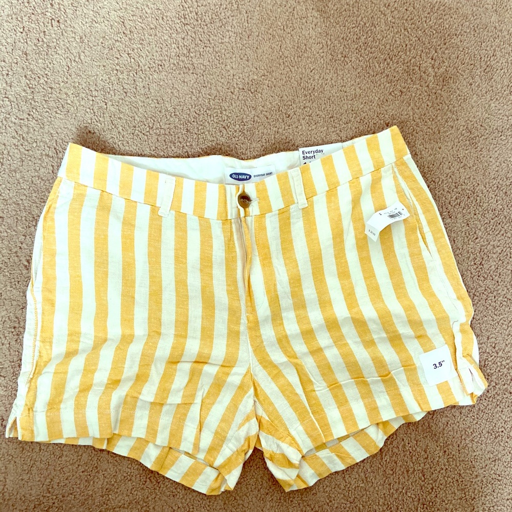 Old navy Women’s Everyday Short